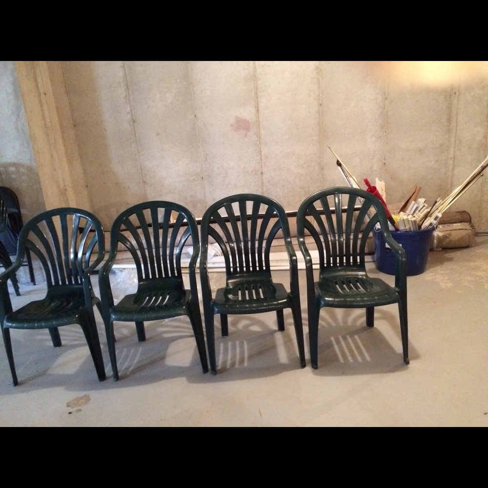 Chairs - Picture 4 of 5